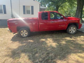 2007 Chevrolet Silverado 1500 LT w/1LT - Exterior Side Passenger